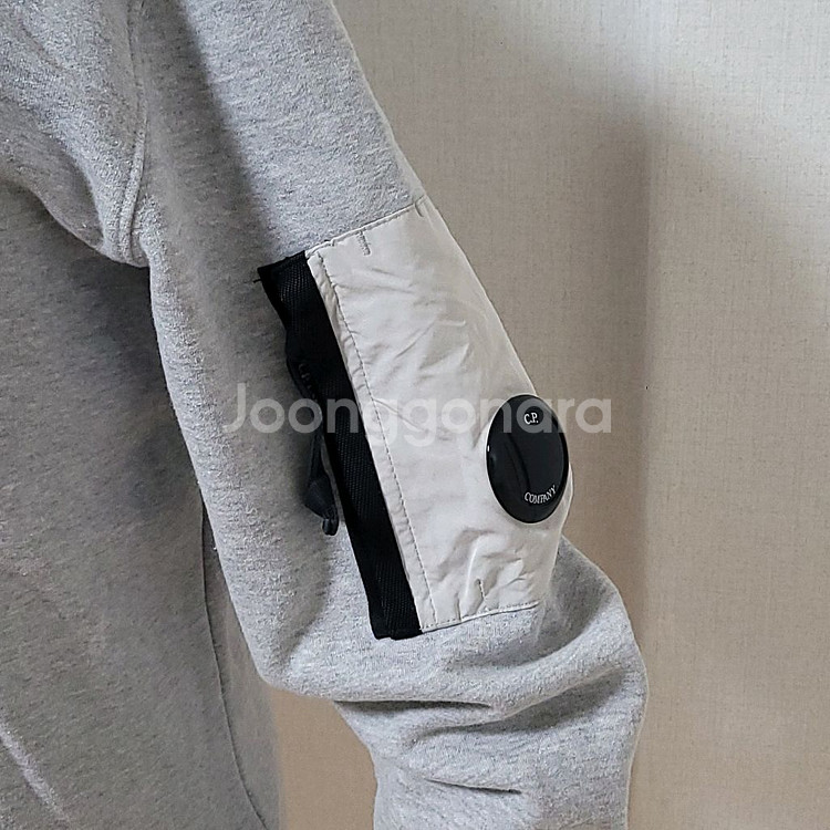 cp 컴퍼니 맨투맨--2