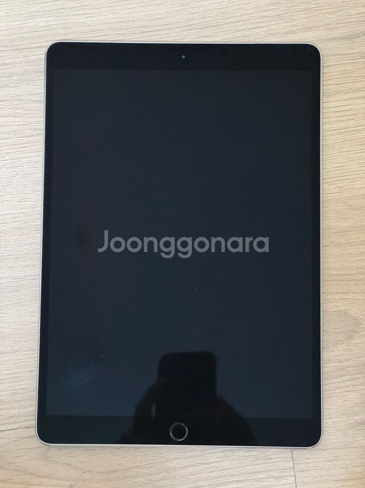 아이패드 프로 10.5 2세대 64gb 셀룰러 + 폴리오 키보드 정품--0