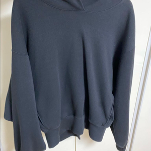 유메르 백지퍼 후드티 블랙 판매합니다~