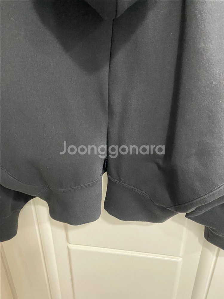 유메르 백지퍼 후드티 블랙 판매합니다~--5