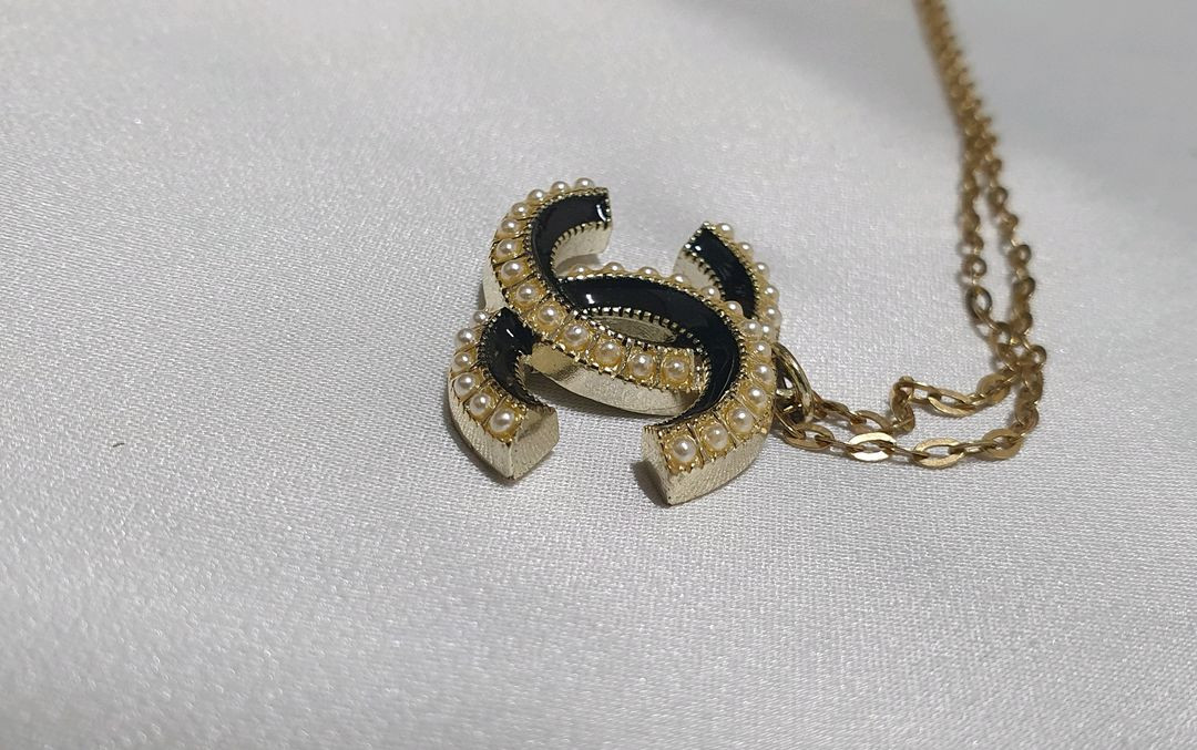 샤넬 로고 샤넬풍 빈티지 목걸이 팔아요 ~ 이미지