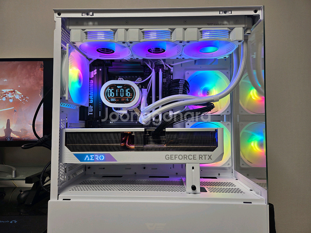9800x3d, b850m, rtx 4080 super AERO 본체--2