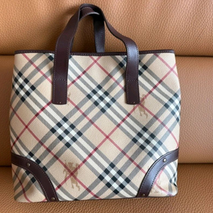 버버리 체크 패턴 토트백 인기제품 정품!