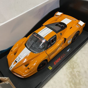 Hotwheels 1:18 페라리 FXX #21 엘리트 중고제품 팝니다.