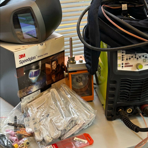 알곤 용접기 일체