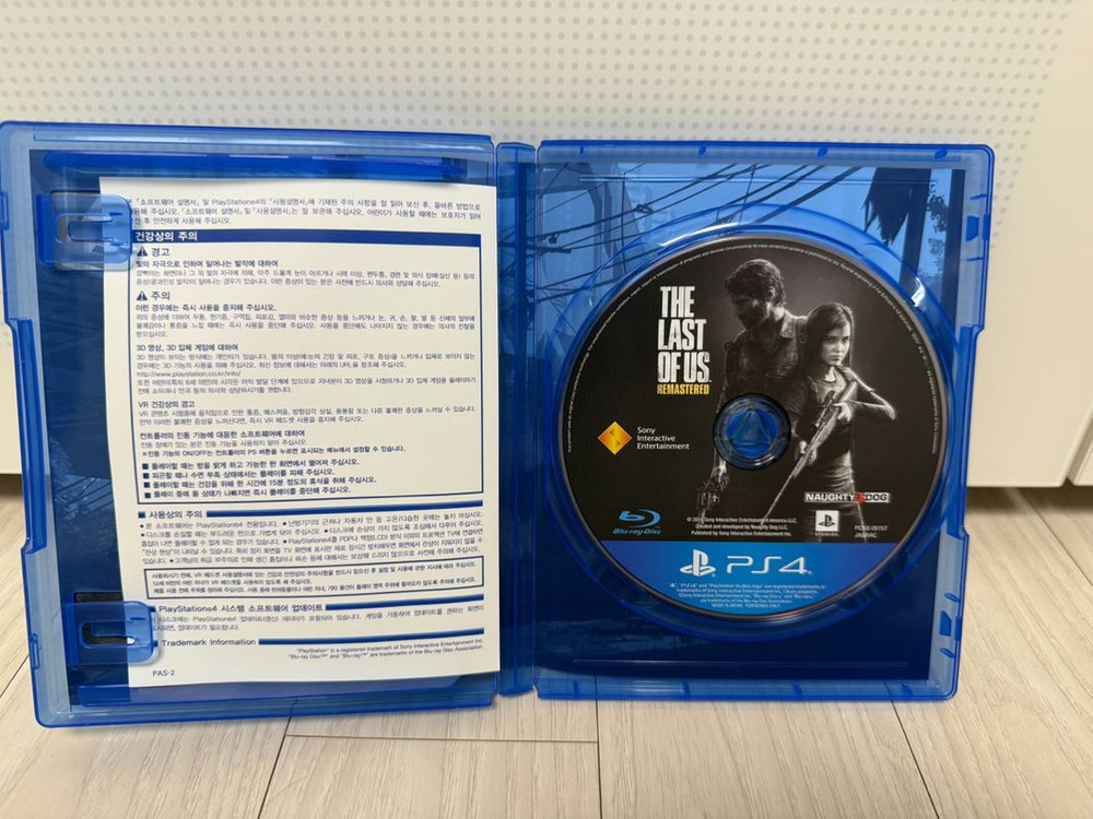 플레이스테션(플스) 라스트오브어스(1,2)세트 타이틀(cd) 팔아요. 이미지