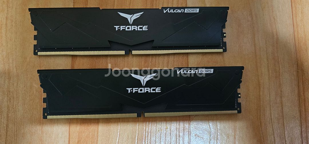 팀그룹 DDR5-5600 CL36 Vulcan Black 64GB ( 32 x 2 ) 메모리 판매합니다--0