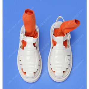 슈콤마보니 아쿠아샌들 240 아이보리