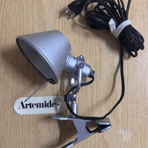 [정품] 아르테미데 톨로메오 핀자 클램프 조명