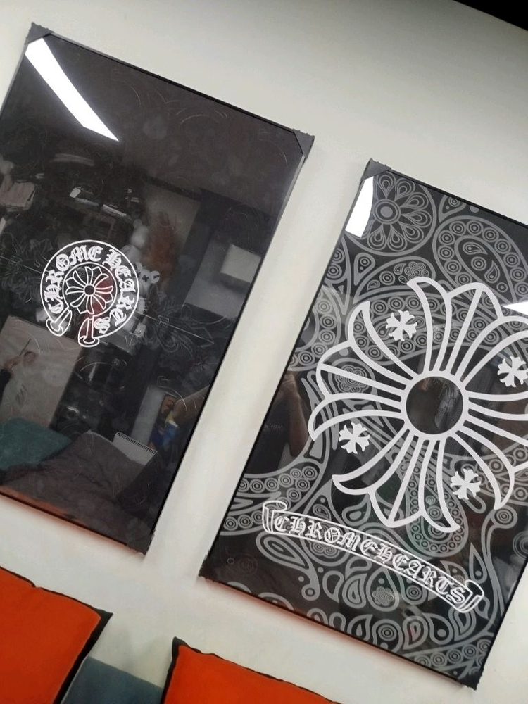 크롬하츠 반지 목걸이 팔찌 그림액자 그림 액자 팝아트 인테리어소품 명품그림 명품액자 꽃 곰인형 콜라보 인테리어 로고 이미지