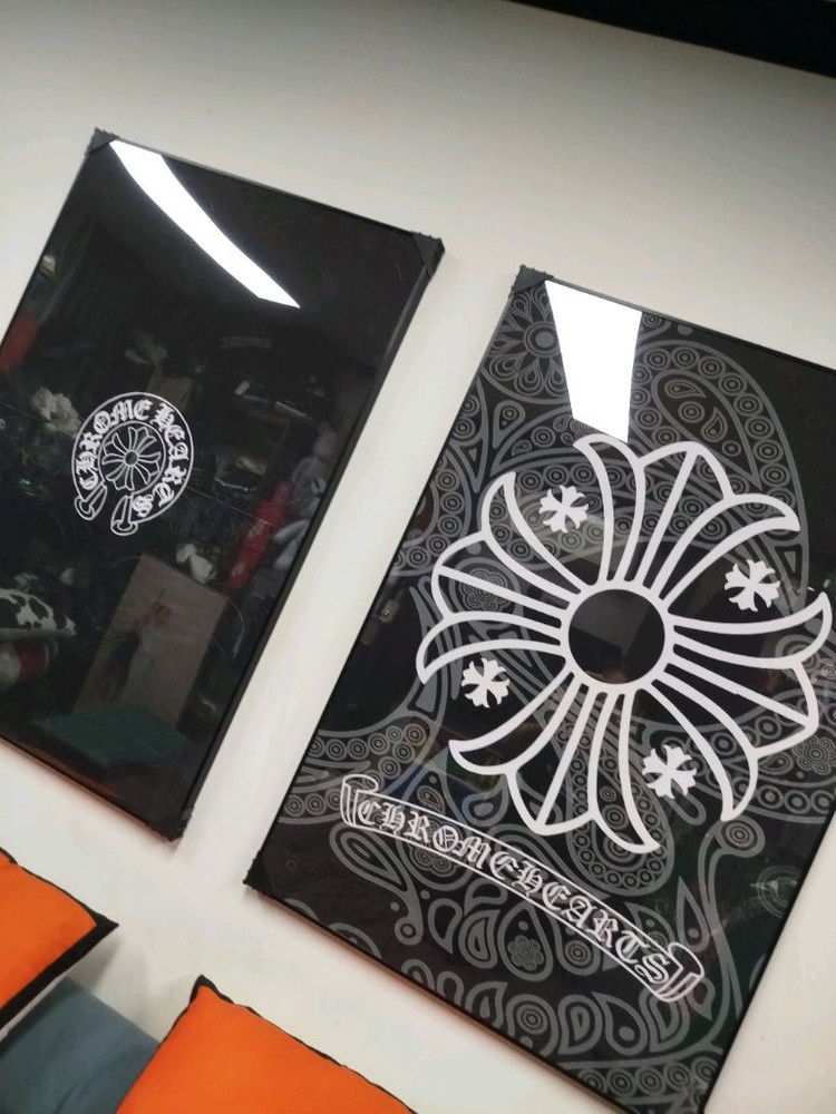크롬하츠 반지 목걸이 팔찌 그림액자 그림 액자 팝아트 인테리어소품 명품그림 명품액자 꽃 곰인형 콜라보 인테리어 로고 이미지