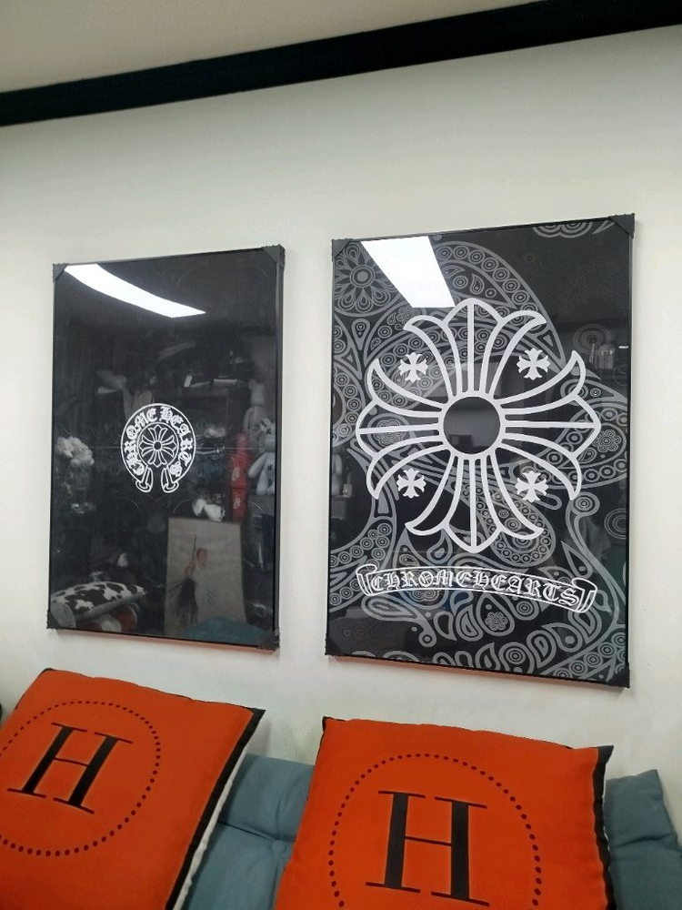 크롬하츠 반지 목걸이 팔찌 그림액자 그림 액자 팝아트 인테리어소품 명품그림 명품액자 꽃 곰인형 콜라보 인테리어 로고 이미지