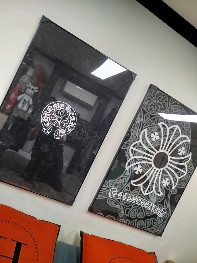 크롬하츠 반지 목걸이 팔찌 그림액자 그림 액자 팝아트 인테리어소품 명품그림 명품액자 꽃 곰인형 콜라보 인테리어 로고 이미지
