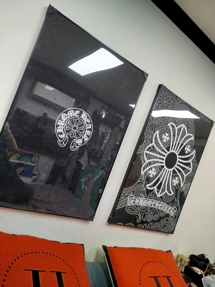 크롬하츠 반지 목걸이 팔찌 그림액자 그림 액자 팝아트 인테리어소품 명품그림 명품액자 꽃 곰인형 콜라보 인테리어 로고 이미지