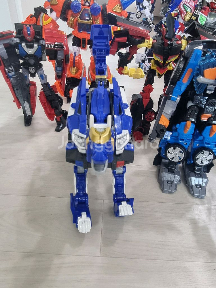 헬로카봇 시리즈 팔아요--1