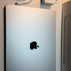 맥북 에어 M3 15인치 16g 512