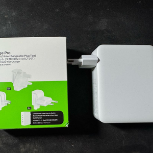 벨킨 140W 노트북 pd충전기 및 여행용 플러그 3종