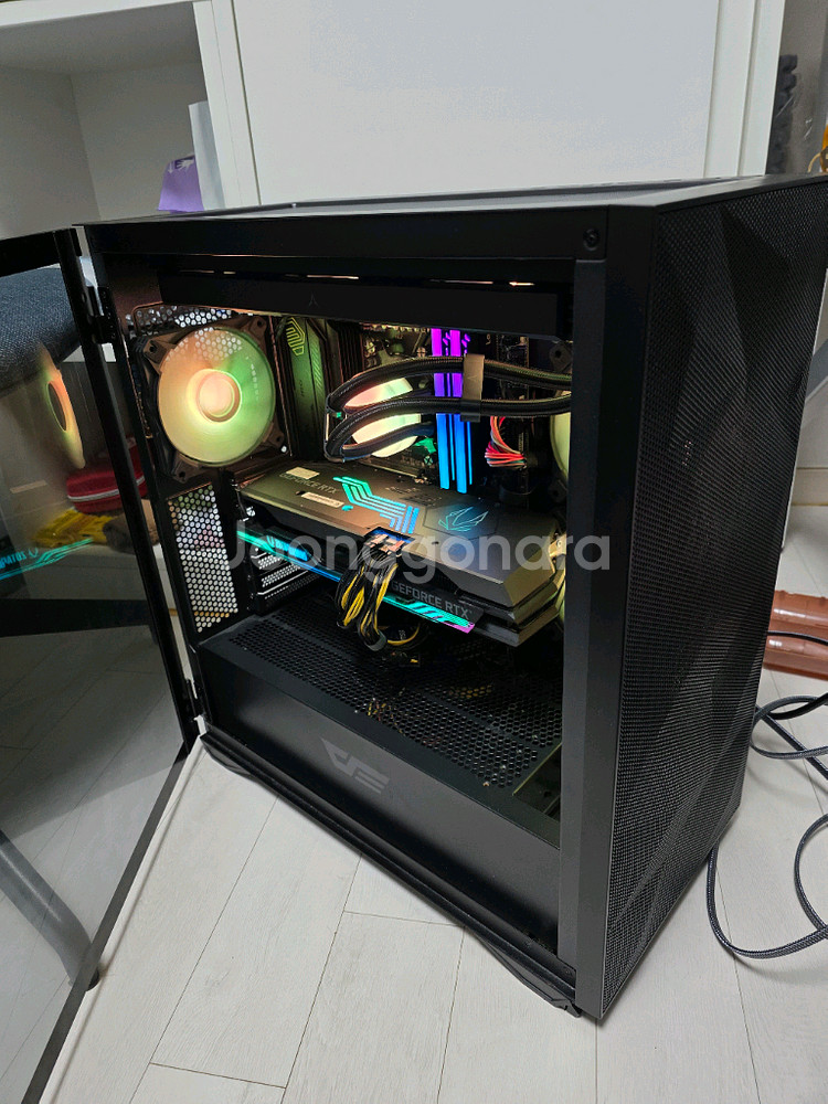 초고사양 반본체 팝니다(9800x3d)--2