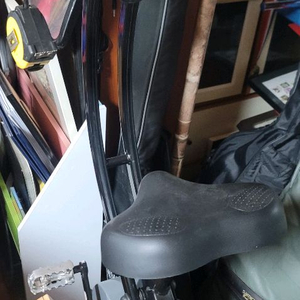 [마블 에디션/두꺼운 스틸 베어링] LEXPR 렉스파 접이식 실내 자전거 판매 가격: 80,000원1. 이 자전 이미지