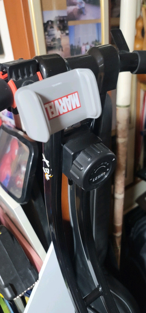 [마블 에디션/두꺼운 스틸 베어링] LEXPR 렉스파 접이식 실내 자전거 판매 가격: 80,000원1. 이 자전 이미지