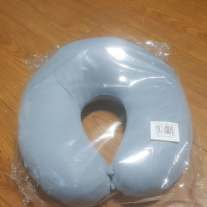 인체공학적 메모리폼 목쿠션 1개 3000원에 팔어요