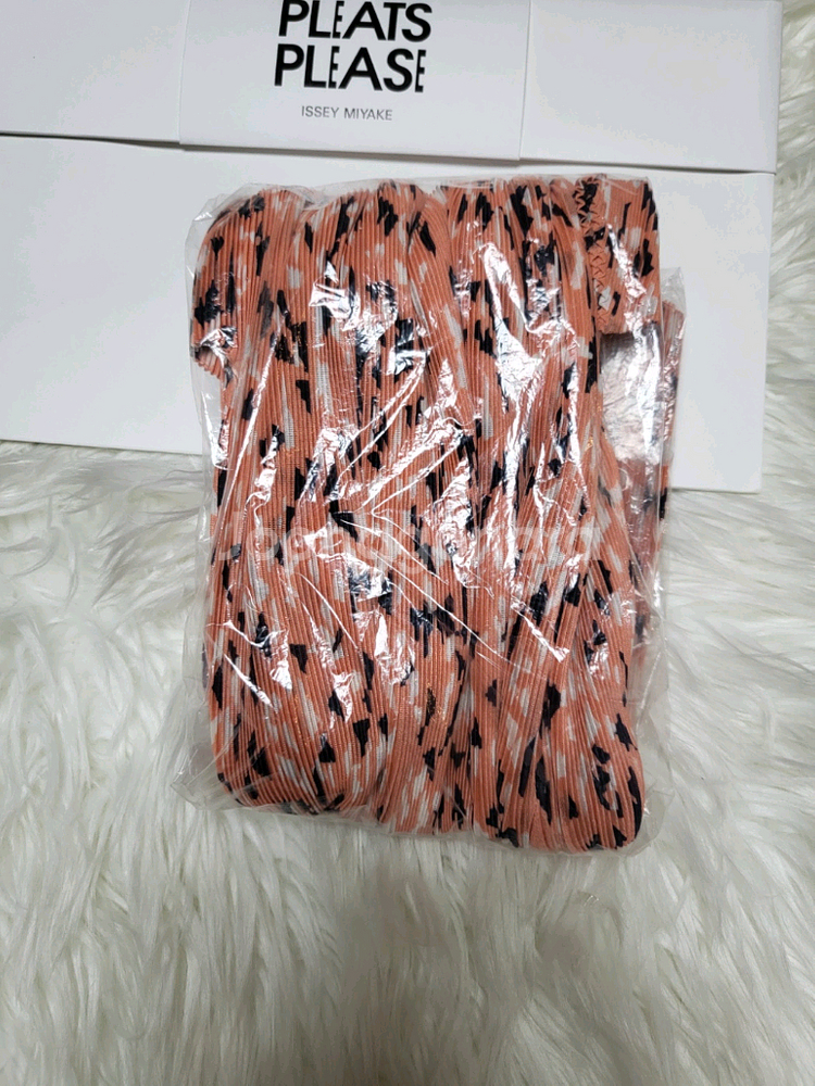 이세이미야케 플리츠플리즈 탑 스프링클 미스트 반목 탑 핑크 솔트 5사이즈--7