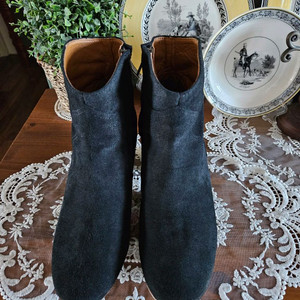 (거의새것)이자벨마랑 st 스웨이드 디커부츠 판매해요