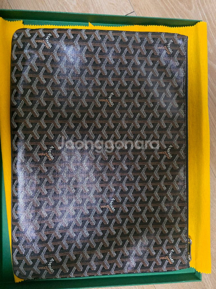 고야드 세나 클러치 GM 블랙(가격내림)--1