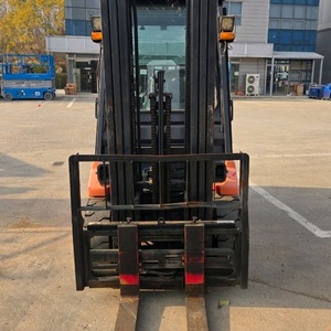 지게차 2.5톤 삼단마스트 판매합니다