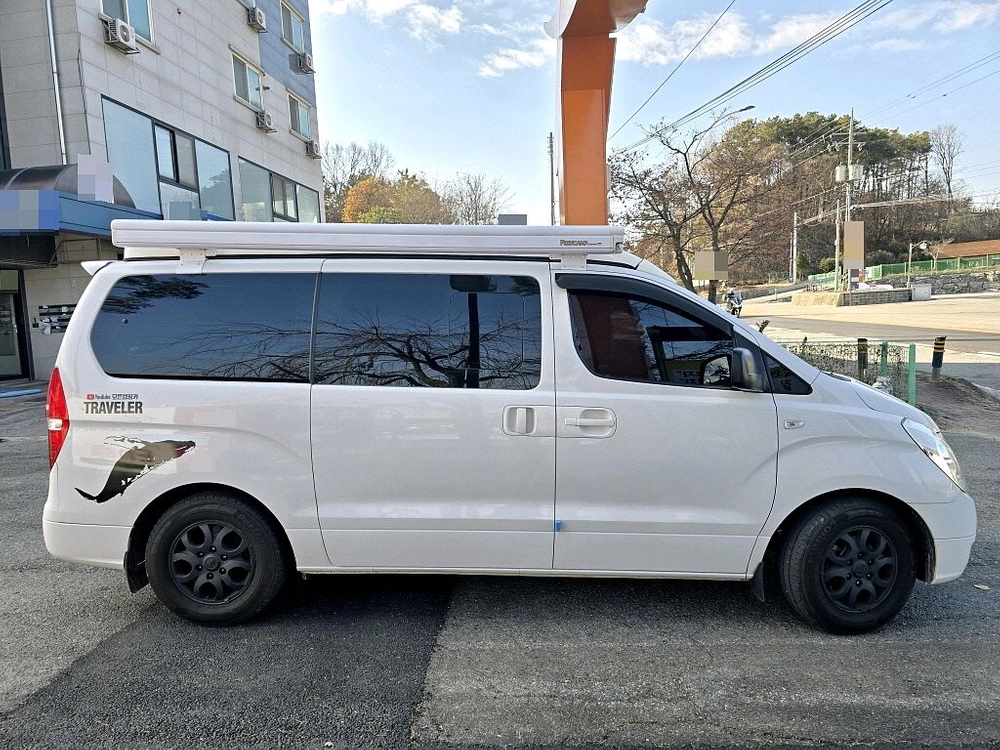 14년형 스타렉스4인승일체형루프탑캠핑카 이미지