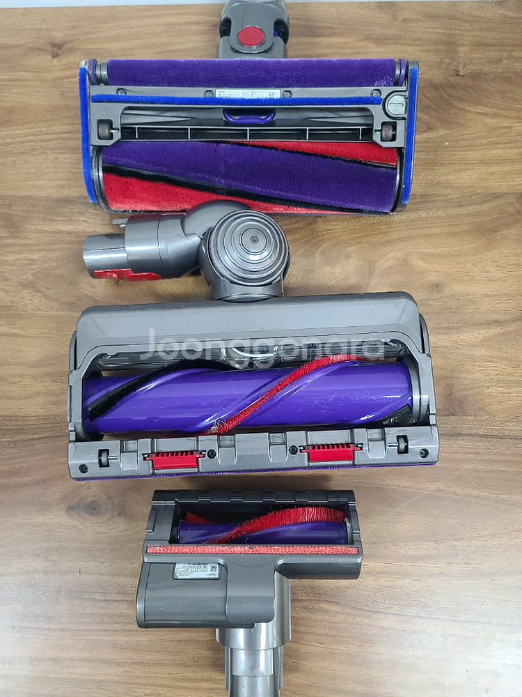 다이슨 무선청소기 V10(거의 A급,삼성배터리교체>1시간14분작동,덴켄거치대,전체해체,Cleaning완)--5