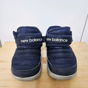 뉴발란스 키즈 방한 패딩 부츠 네이비 (150)