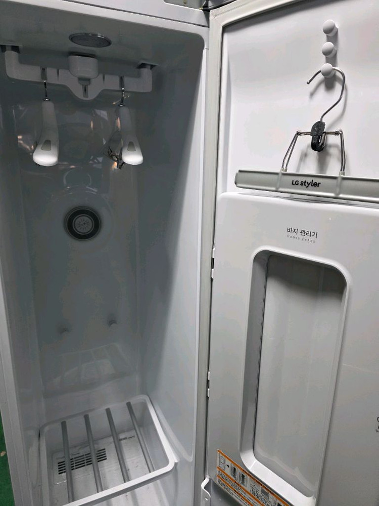 LG 트롬 스타일러 화이트--1