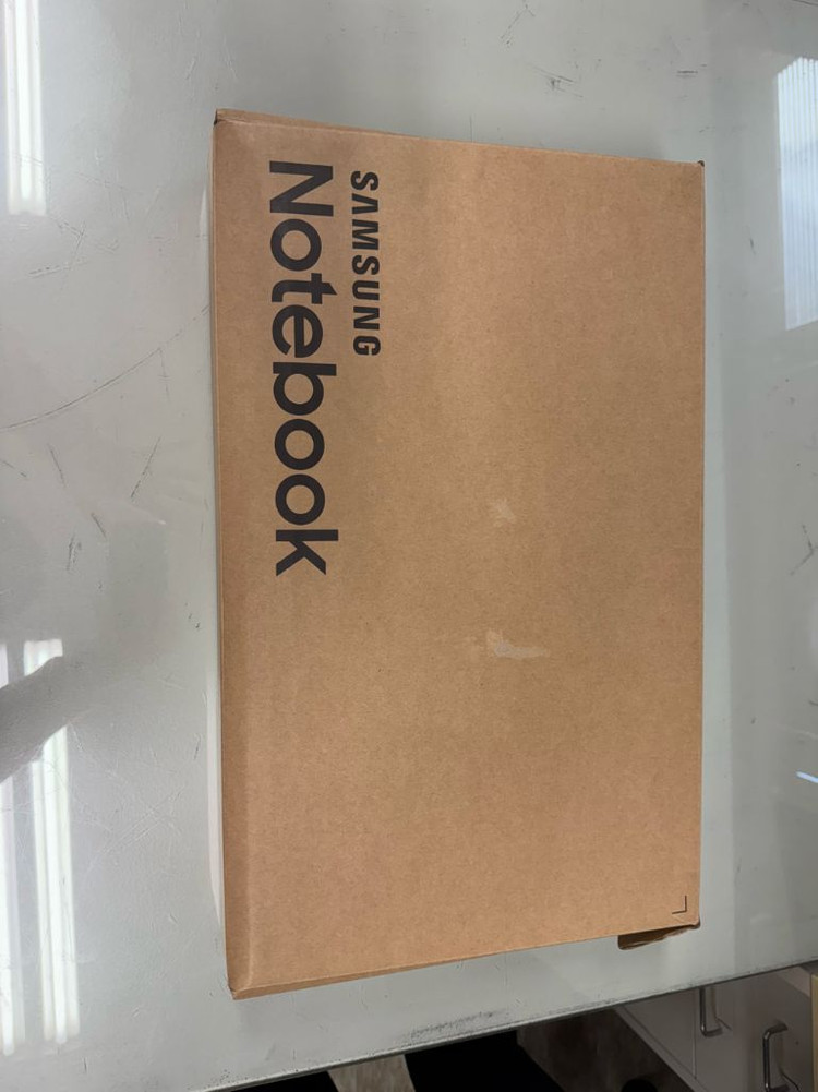 삼성 노트북 플러스2(NT550XDZ)-15.6인치--4