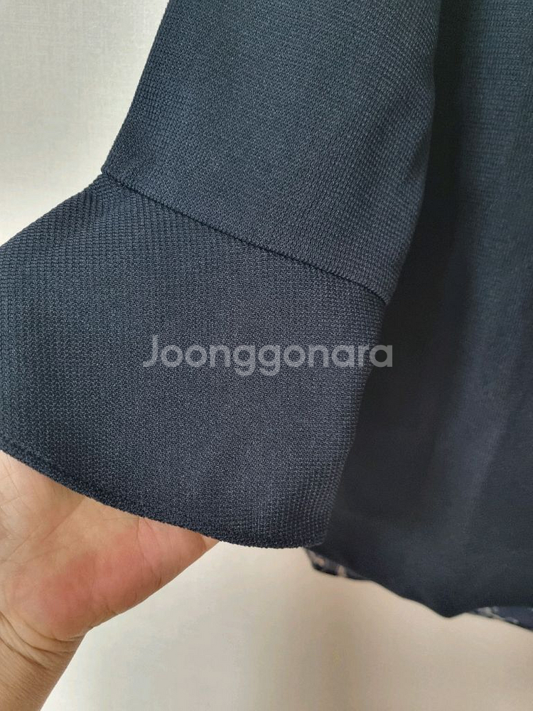 긴팔 티블라우스 66.77--2