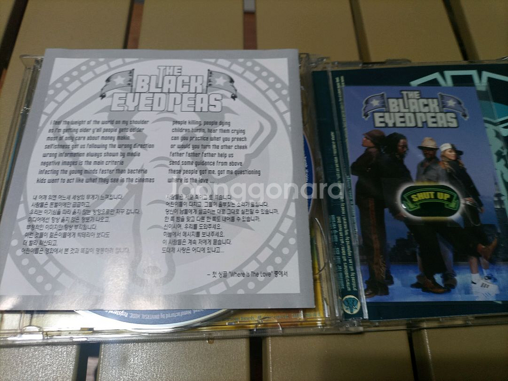 블랙 아이드 피스의 Elephunk 앨범 Asian Special Edition입니다--5