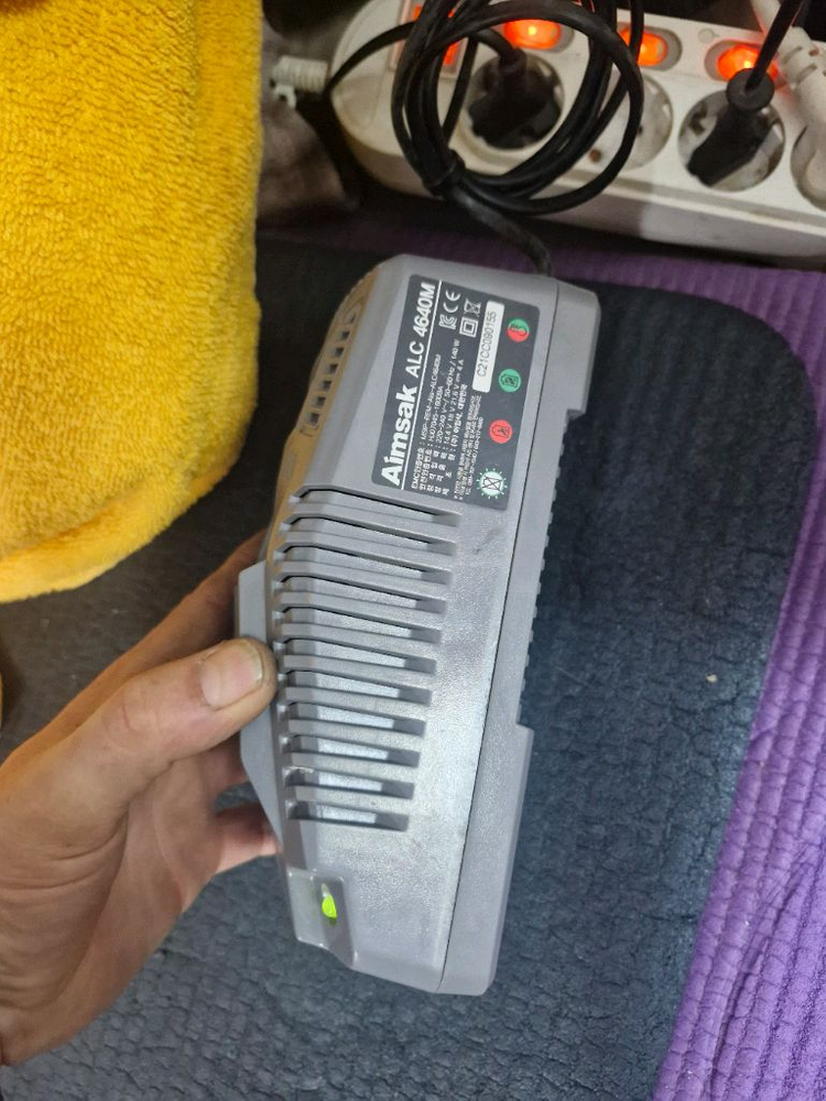 Aimsax아임삭충전기ALC4640M 14.4V~21.6V프리볼트 이미지