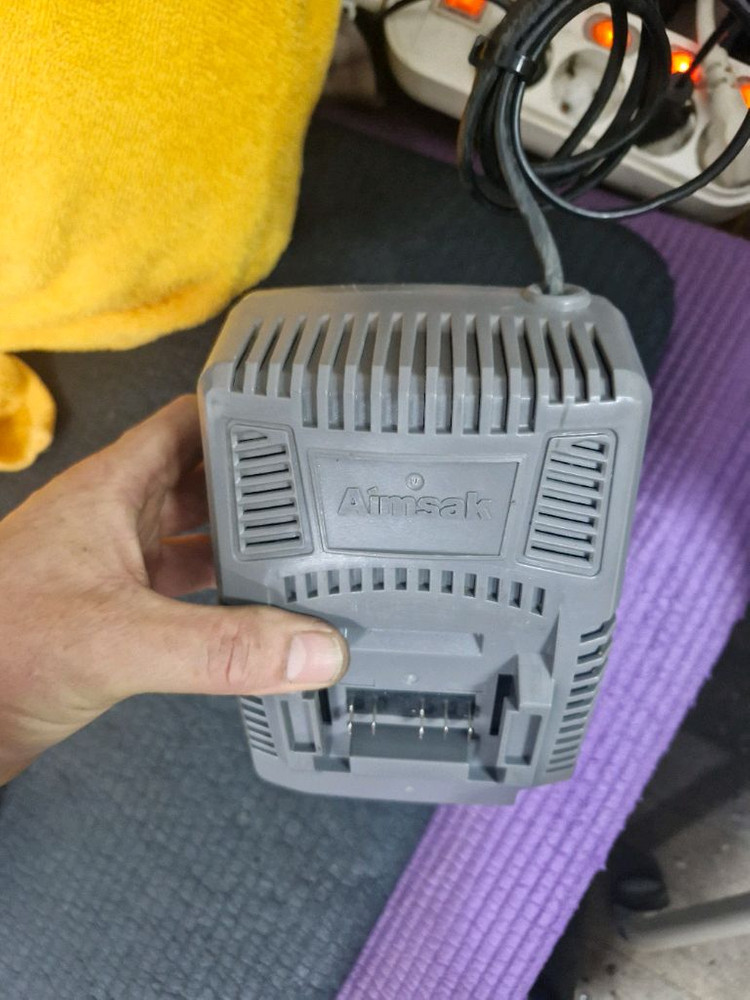 Aimsax아임삭충전기ALC4640M 14.4V~21.6V프리볼트 이미지