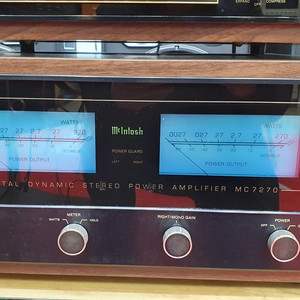 매킨토시MC7270 파워앰프/우드케이스/초민트급/NO기포 이미지