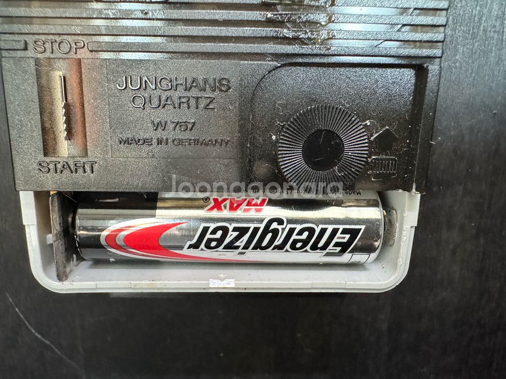 독일 융한스 원목 탁상시계--2