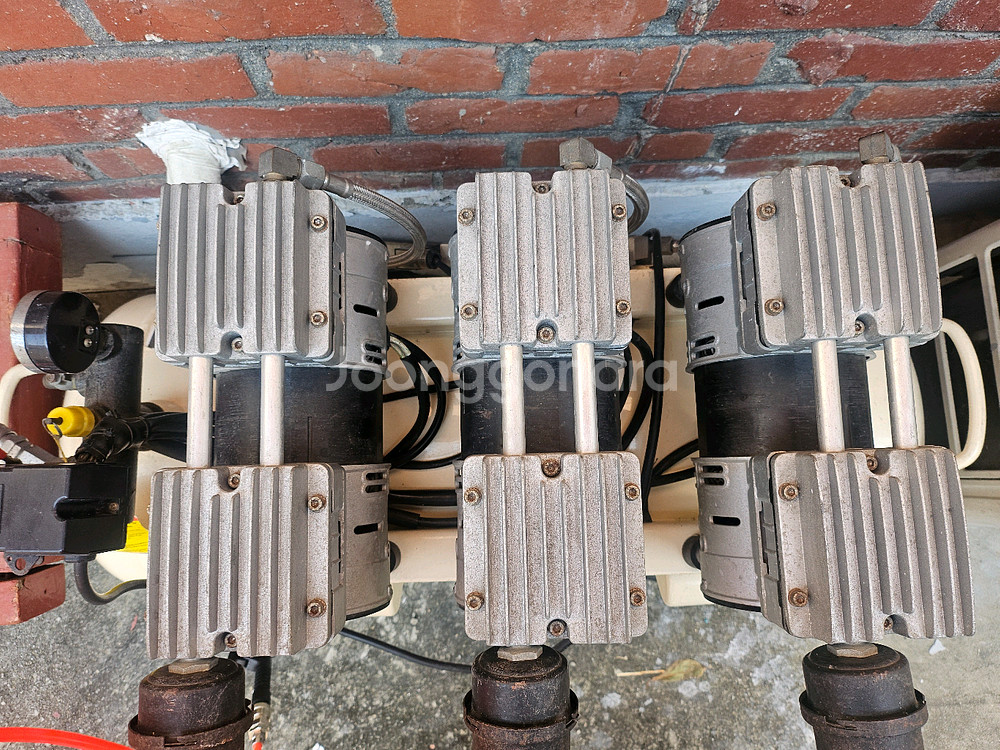 에이스 파워 저소음 무오일 콤프레셔 6마력 60리터 탱크--1