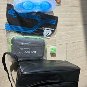 아쿠스수영가방.수영모.수경.건식타올.귀마개.이름표