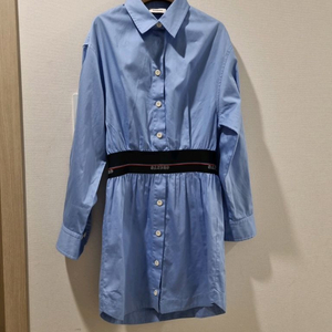 산드로 로고 밴딩 셔츠 원피스 23ss