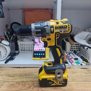 디월트충전함마드릴DCD796 배터리포함 A1