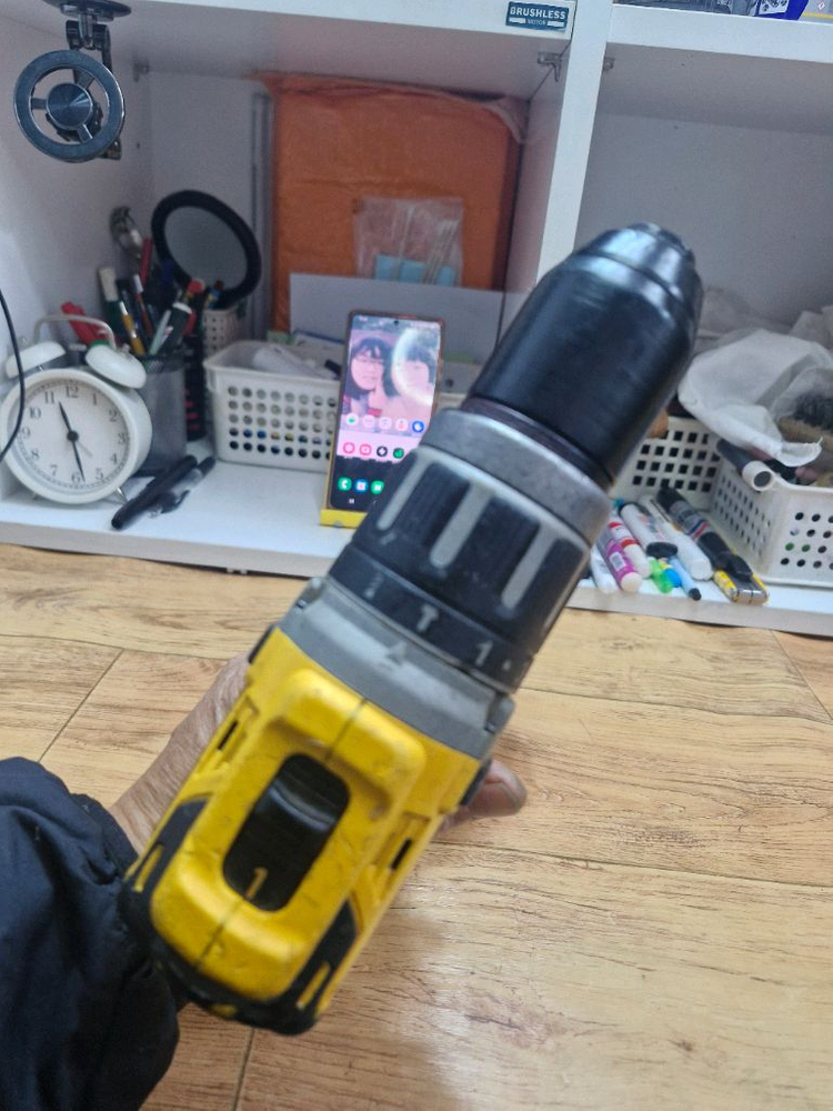 디월트충전함마드릴DCD796 배터리포함 A1 이미지