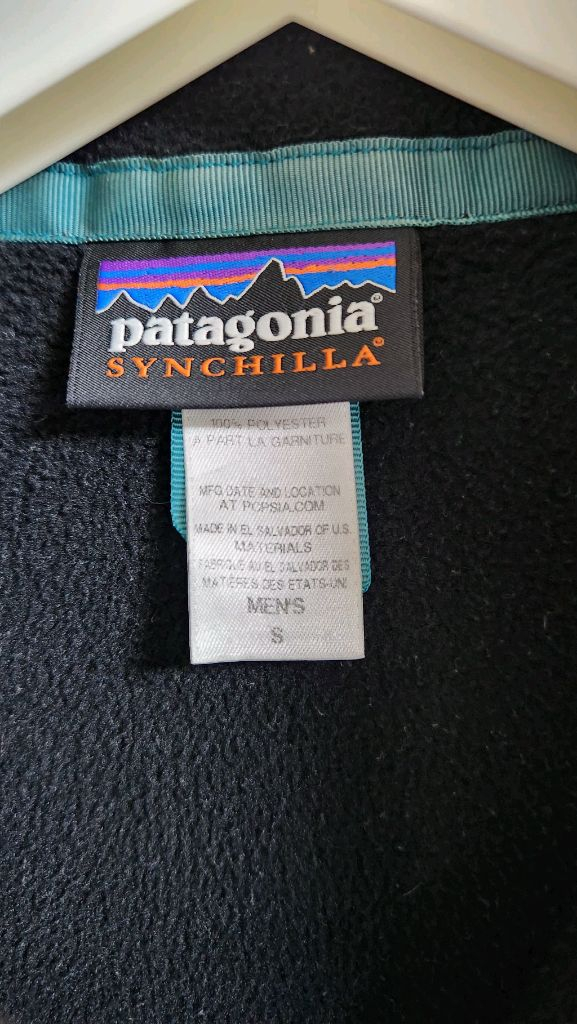 파타고니아 신칠라 베스트--3