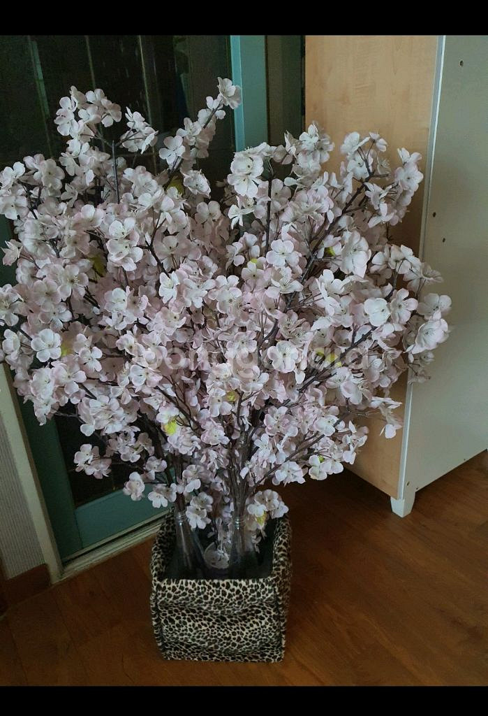 벚꽃조화 예쁘고 실제보면 훨씬더 풍성하고 예쁨 저렴히2만5천원 인테리어굳--7
