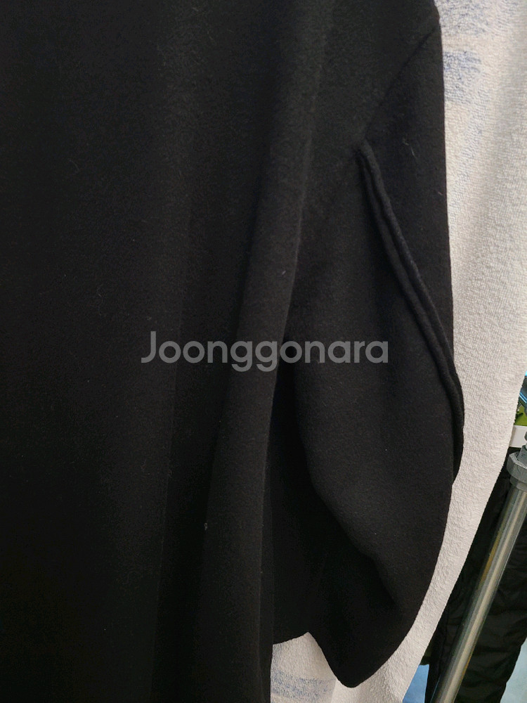 유니클로& 띠어리 롱자켓 여성 M. 훨 크게나왔슴--3