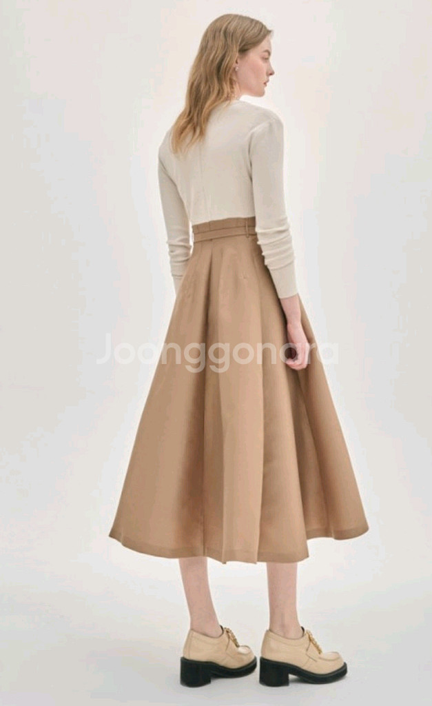 오브제 스퀘어넥 니트블록 플레어 롱원피스 55사이즈--2