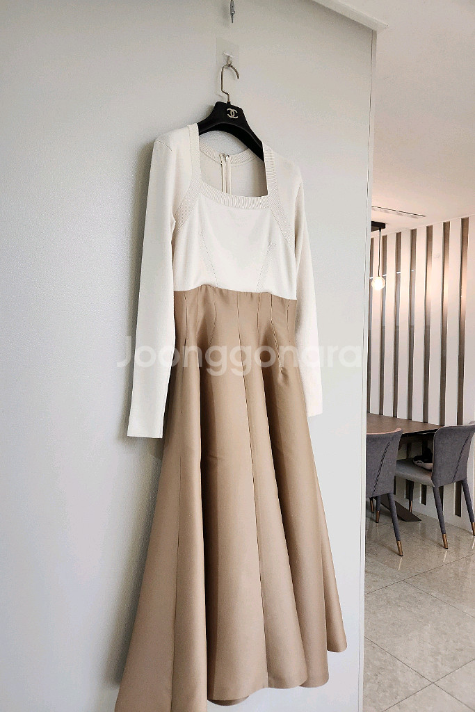 오브제 스퀘어넥 니트블록 플레어 롱원피스 55사이즈--6